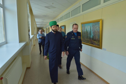 Имам-мухтасиб Московской области Дауд хазрат Мухутдинов посетил ФГБУ «НМИЦ хирургии им. А.В. Вишневского» Минздрава России
