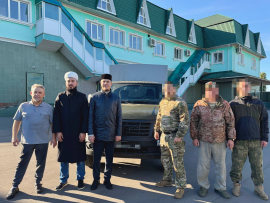 Мусульманская община Подмосковья передала бойцам СВО двигатель для КАМАЗа