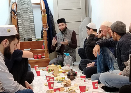 Дауд хазрат Мухутдинов принял участие в коллективном разговении (ифтаре) в г. Фрязино